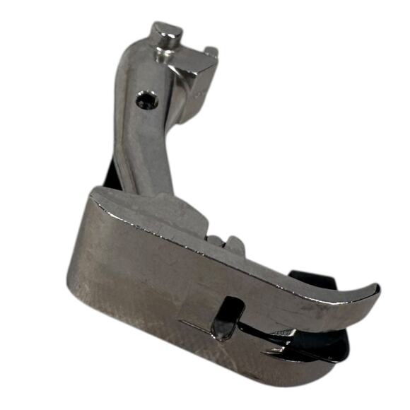 Bernina Sewing Machine Edge Stitch Presser Foot #10 Old Style 530-1630 Series - Picture 4 of 5